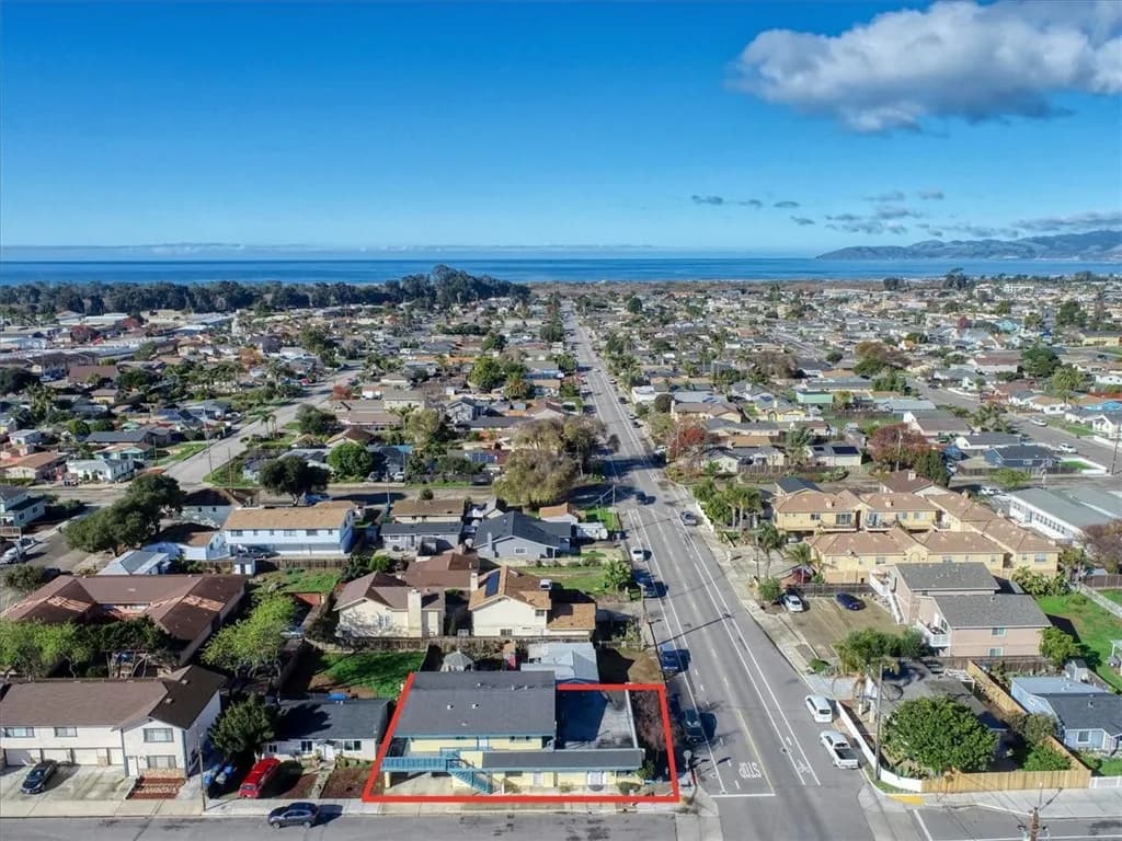 702 S 13th Street, Grover Beach, California 93433