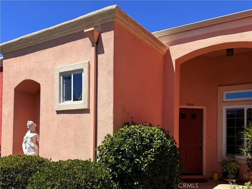 2858 Victoria Avenue, San Luis Obispo, California 93401