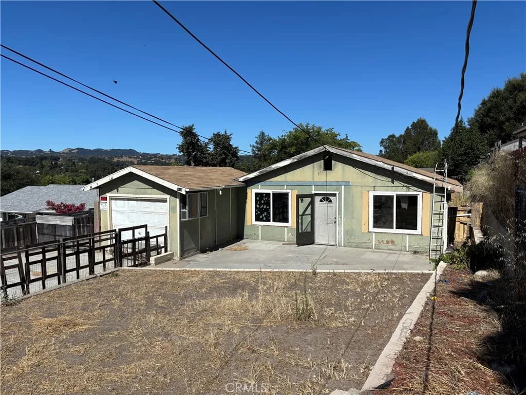 5444 Hermosilla Avenue, Atascadero, California 93422