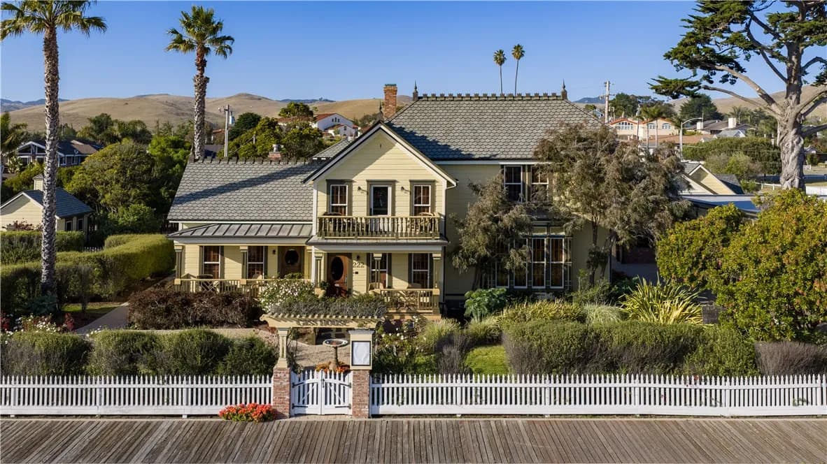 149 Cayucos Drive, Cayucos, California 93430
