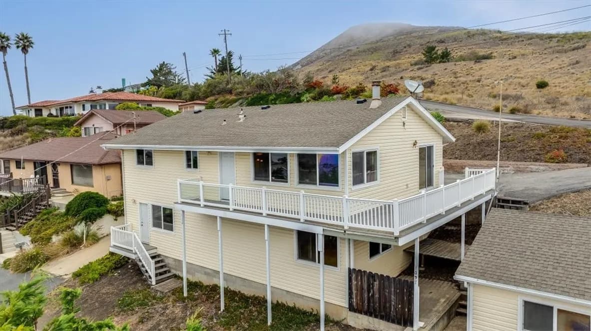 1097 Saint Mary, Cayucos, California 93430