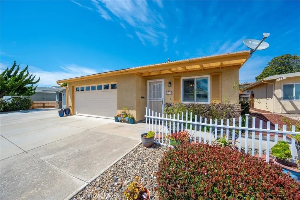 151 Jennifer Court, Grover Beach, California 93433