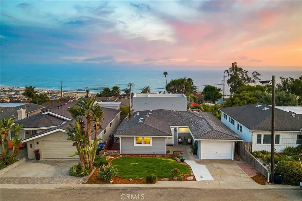961 Fresno, Pismo Beach, California 93449