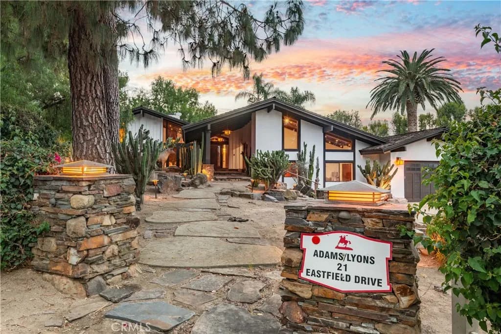 21 Eastfield, Rolling Hills, California 90274