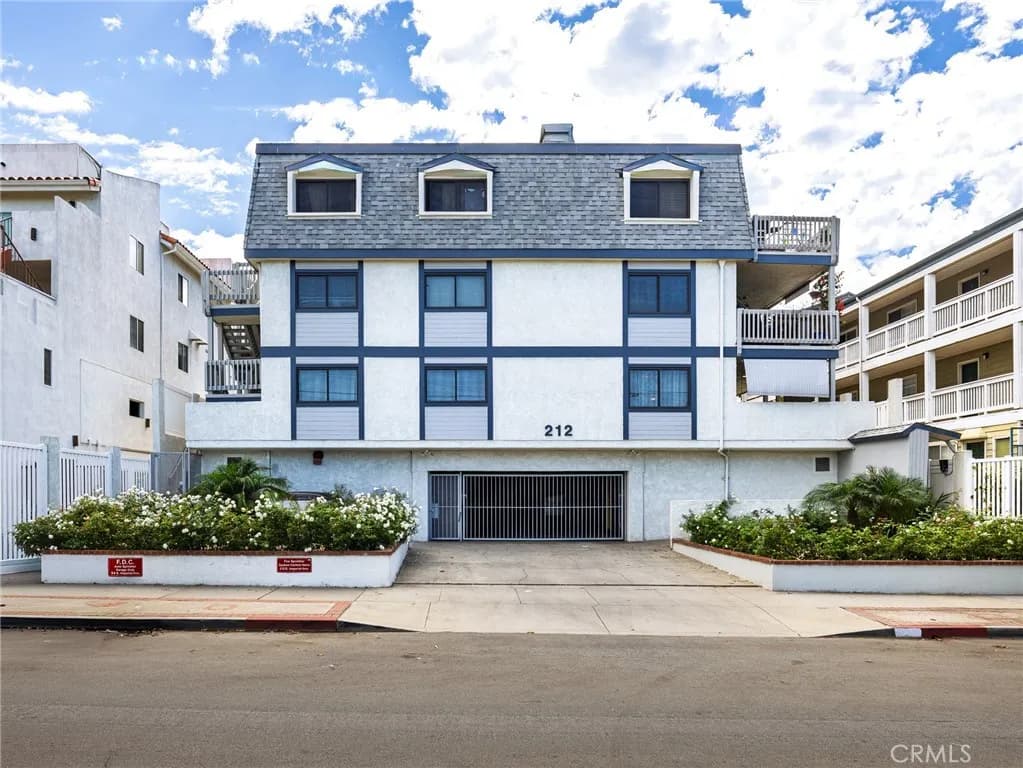 212 E Imperial Avenue E, El Segundo, California 90245