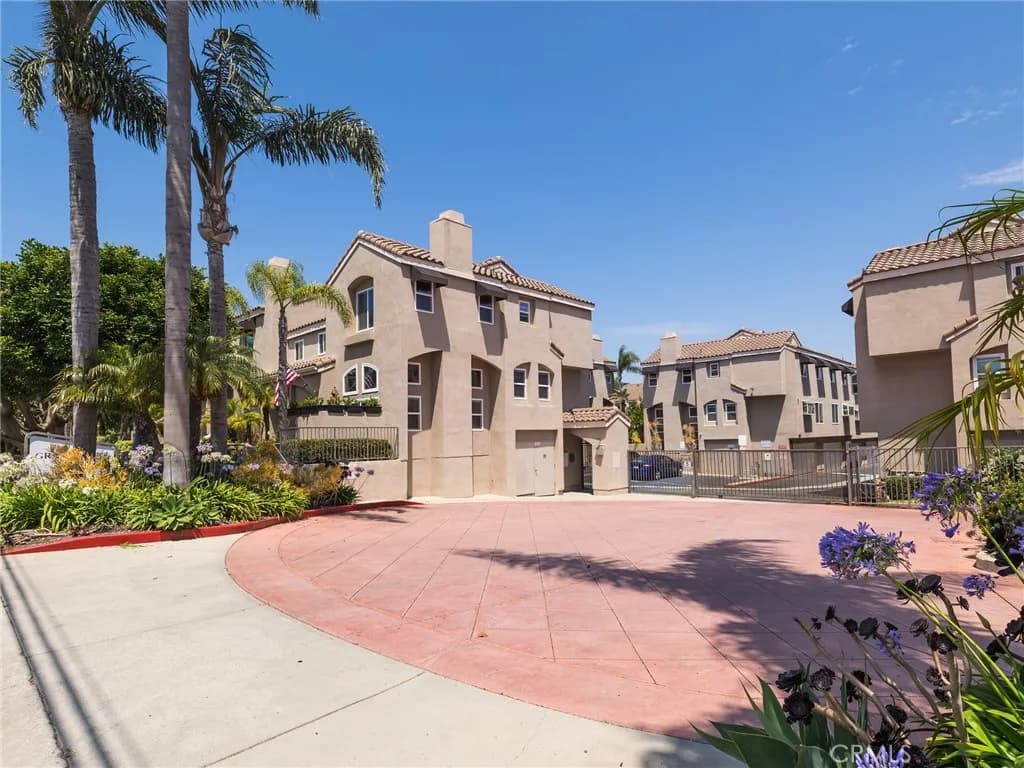 1305 E Grand Avenue F, El Segundo, California 90245