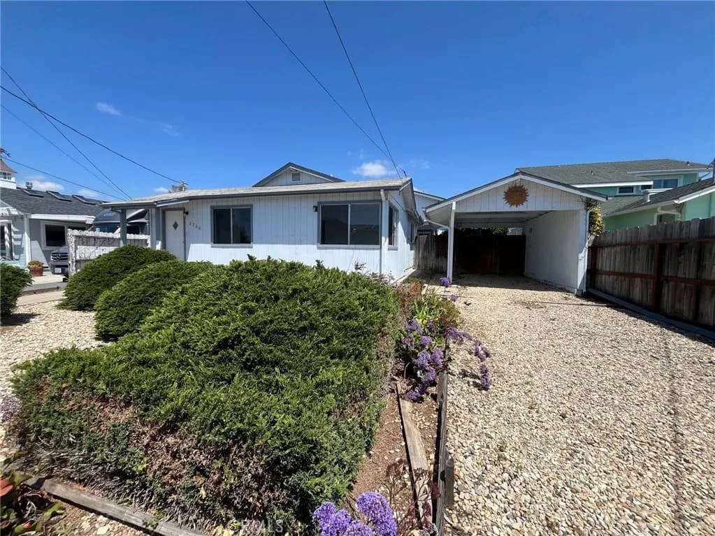 2760 Elm Avenue, Morro Bay, California 93442