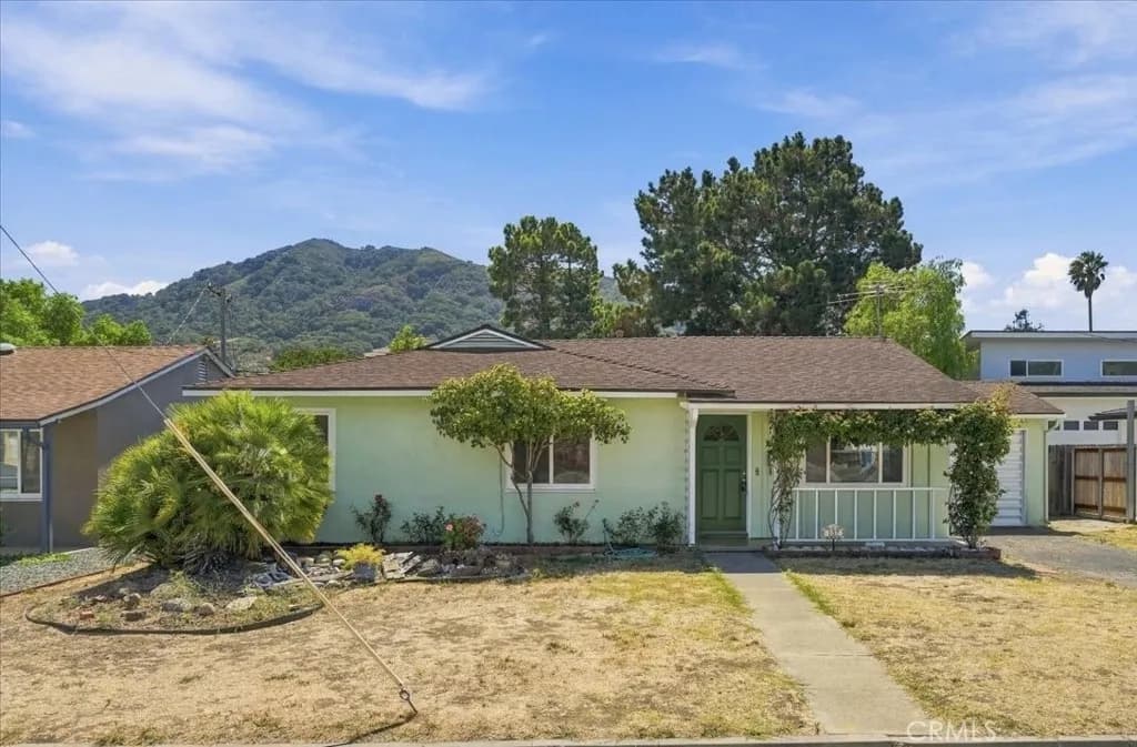 137 E Foothill Boulevard, San Luis Obispo, California 93405