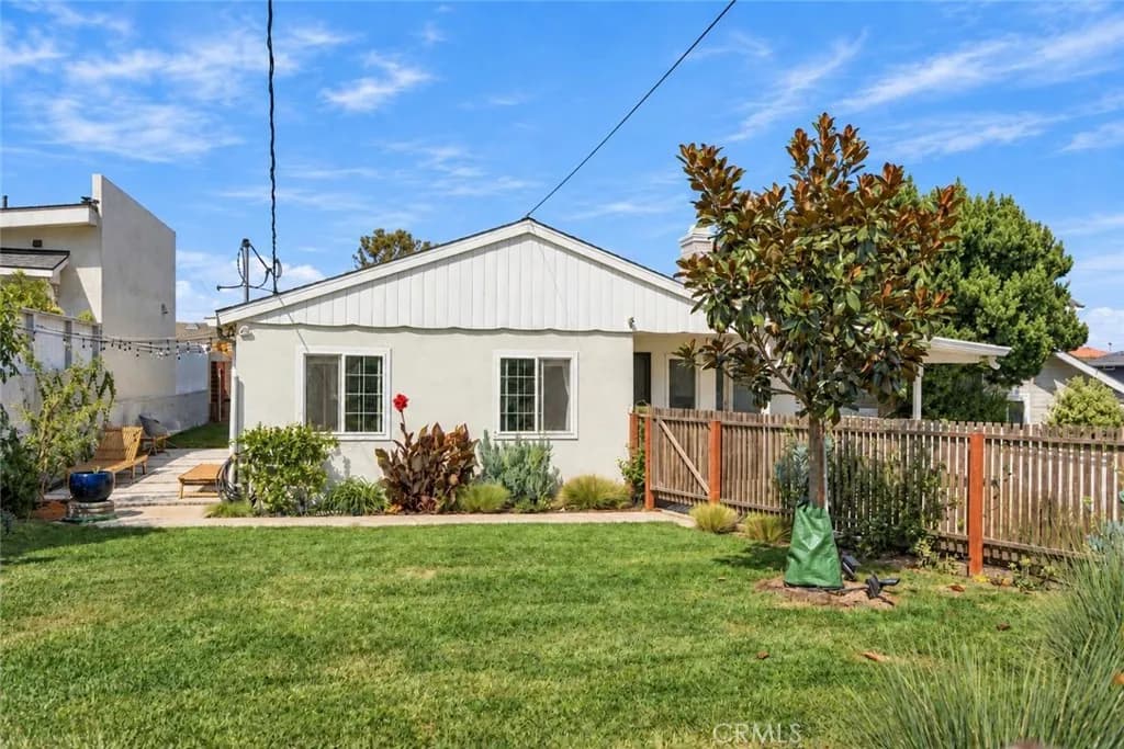 2005 Ripley Avenue, Redondo Beach, California 90278
