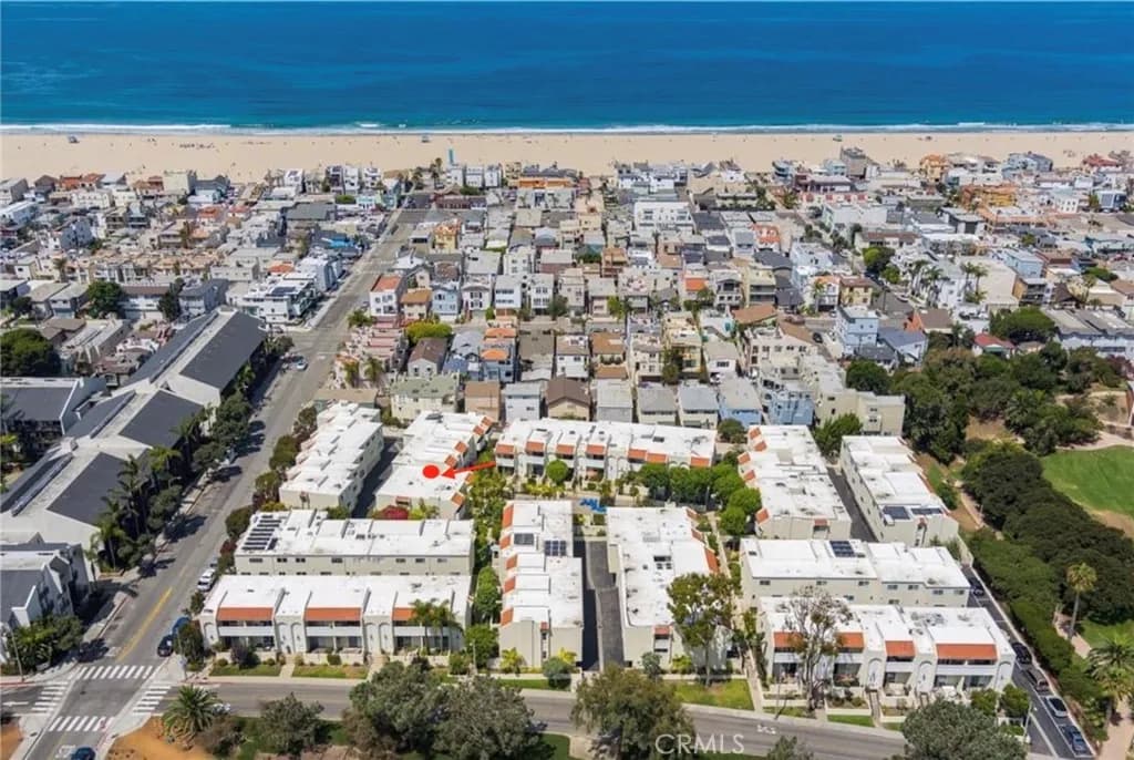 415 2nd St, Hermosa Beach, California 90254