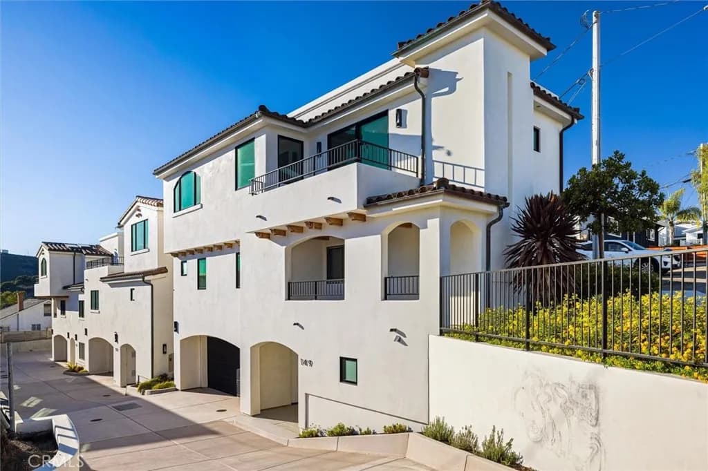153 San Luis Street, Avila Beach, California 93424