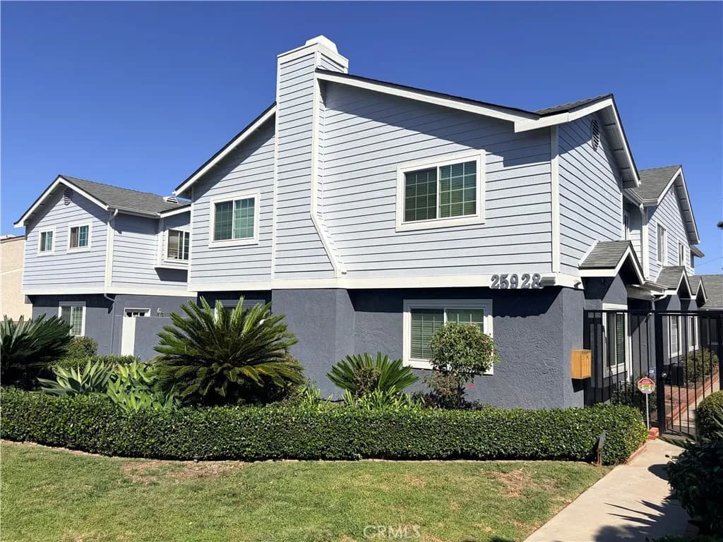25928 Oak Street #b, Lomita, California 90717