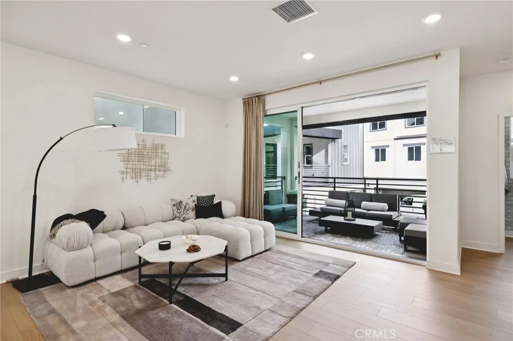 1630 Coral Sea Lane, San Pedro, California 90732