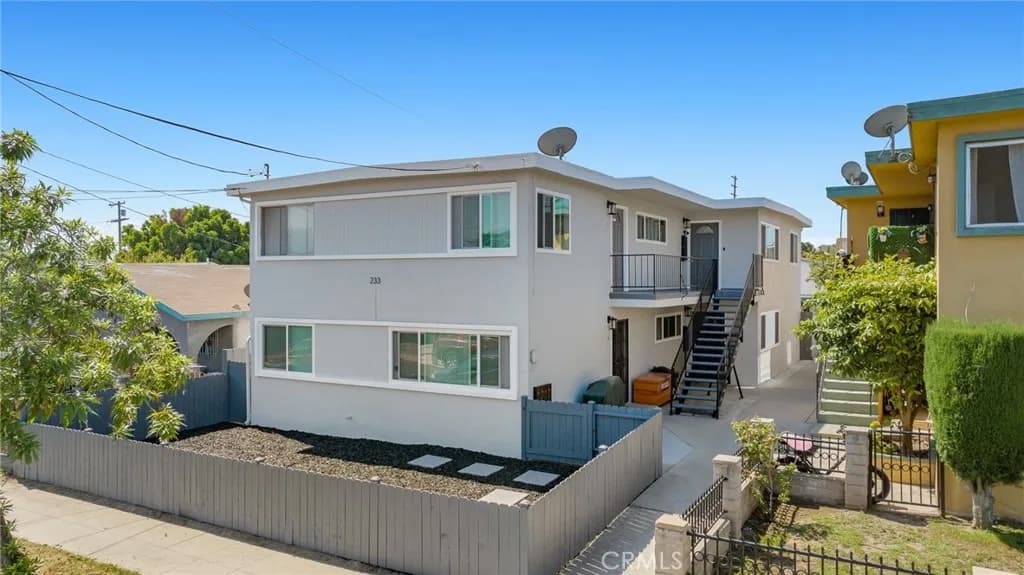 233 W Oliver Street, San Pedro, California 90731