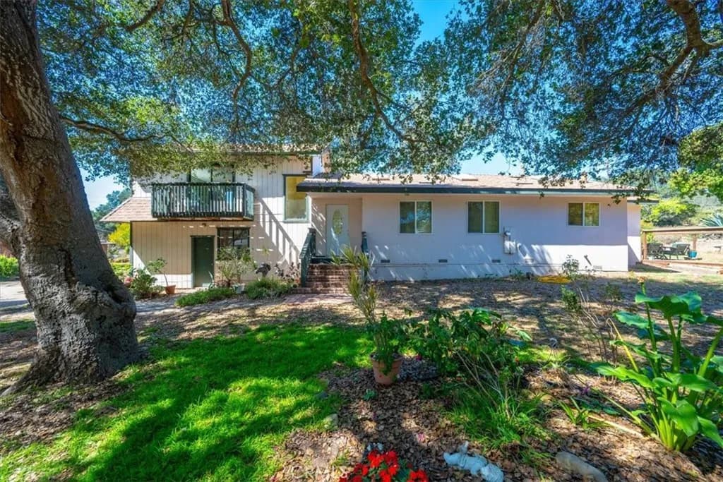 1414 Pomeroy, Arroyo Grande, California 93420