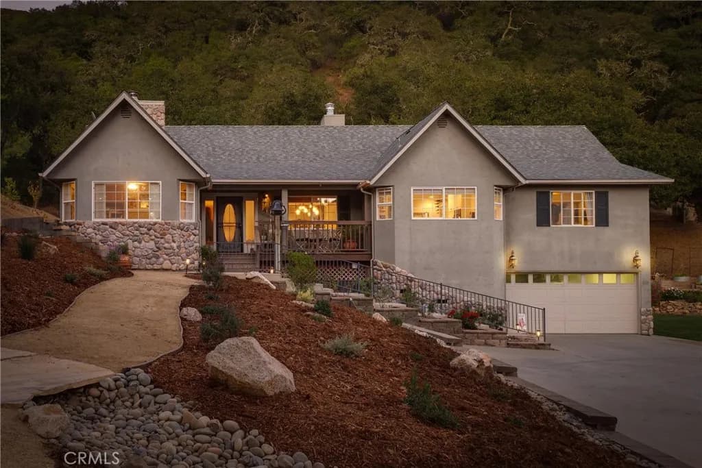 13940 Morro, Atascadero, California 93422