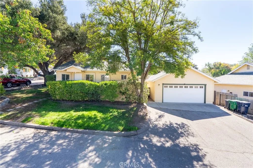 5080 Palma, Atascadero, California 93422