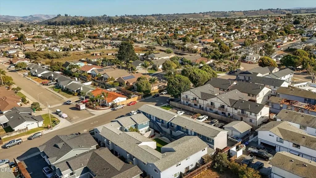 950 S 14th Street, Grover Beach, California 93433