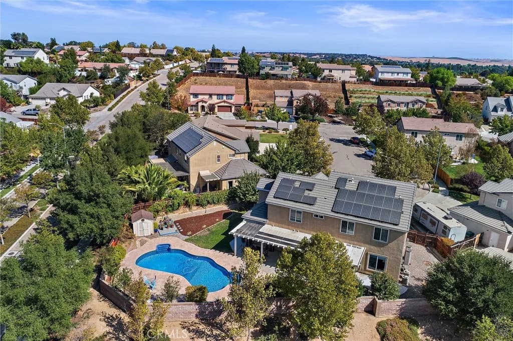 747 Jersey Court, Paso Robles, California 93446